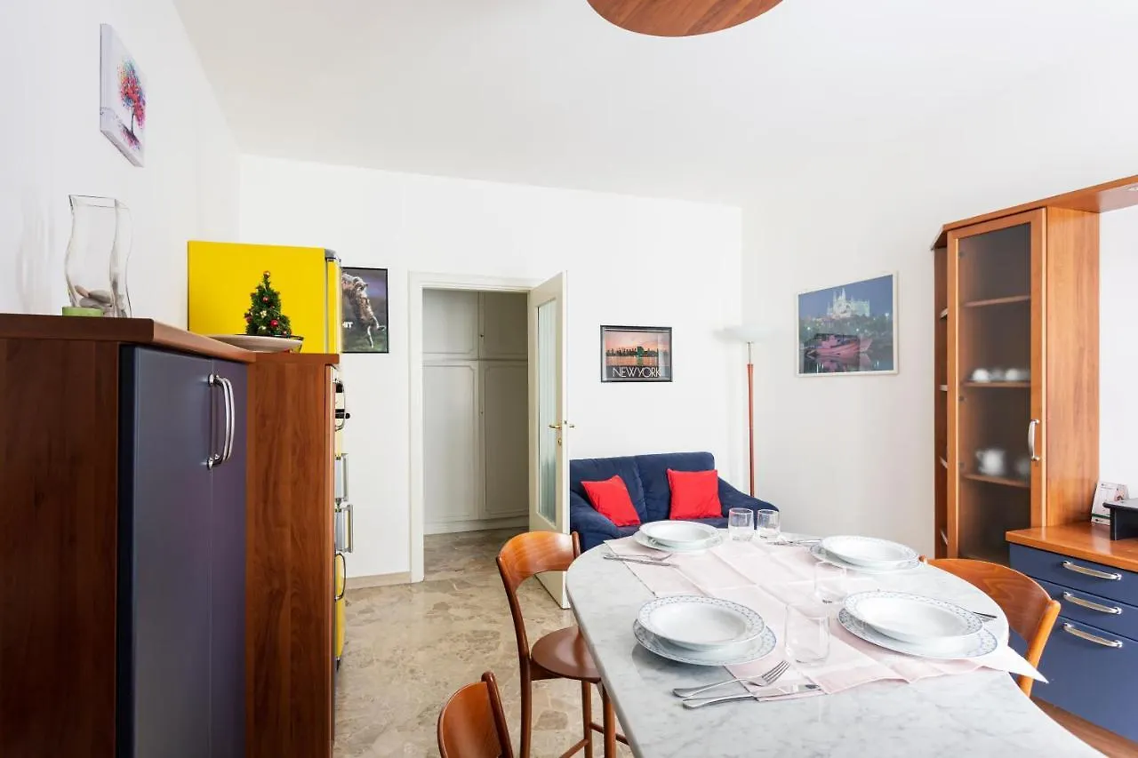Futon In The House - Milano Apartment  Milan