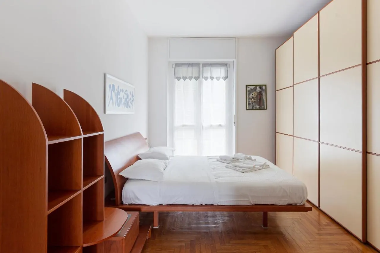 Futon In The House - Milano Apartment 0*, Milan
